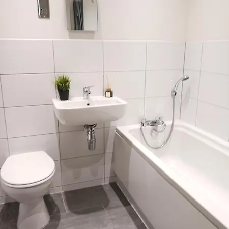 Bliss - Contractor 326 Apartment