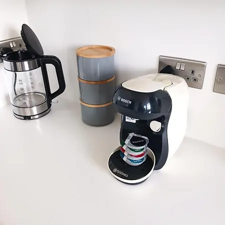 Bliss - Contractor 326 * Bradford (West Yorkshire)