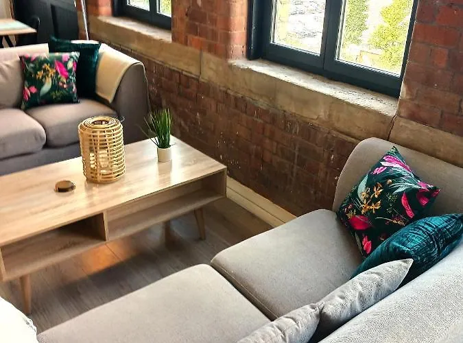 Bliss - Contractor 326 Apartment