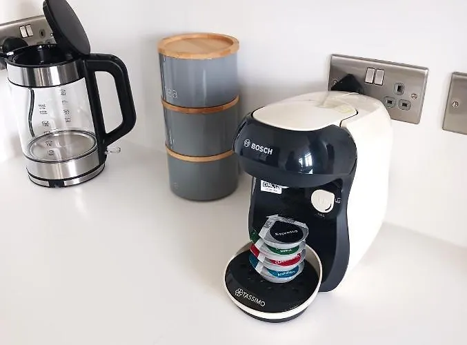 Bliss - Contractor 326 * Bradford (West Yorkshire)