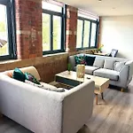 Bliss - Contractor 326 Apartmán